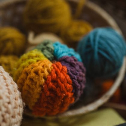 Kötött labda (1. osztályos kézimunka)